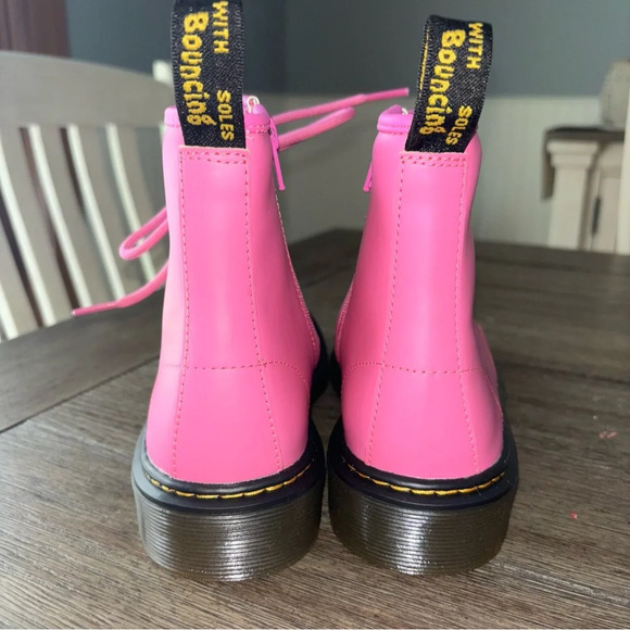 Dr Marten’s Size 5 Junior NEW - Picture 5 of 8